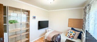 2BR, Canyon Views • WiFi • Parking • Near CSU & Hospitals, BART & Trails.