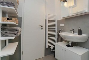 Dusche, Haartrockner