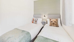 House - Host Stay Pod 3 Kingsmoor Retreat (Coalville)
