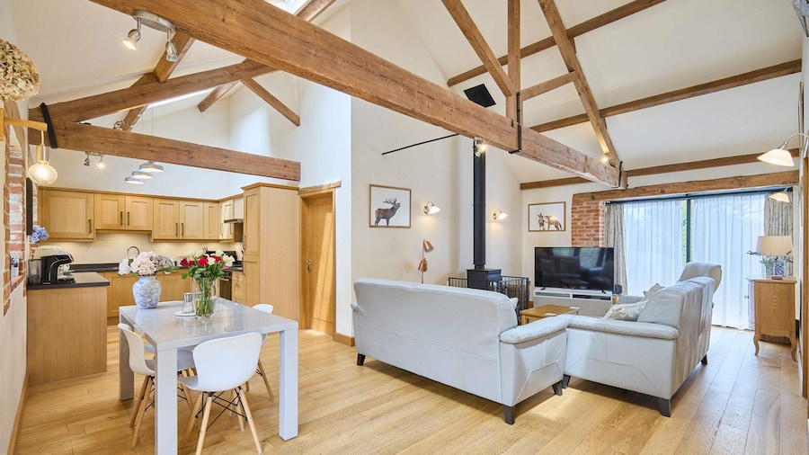 Host Stay Rupert s Barn