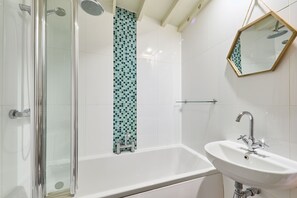 House | 2 bedrooms