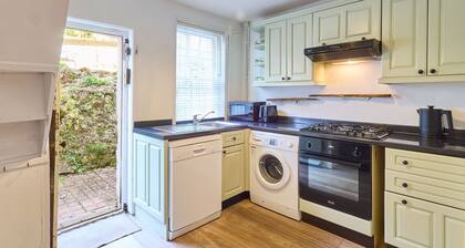 Host Stay Old Stone Cottage