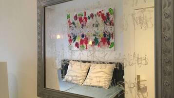 2 bedrooms, Internet