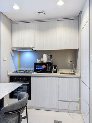 Apartment | 1 bedroom, Internet - CCA I 1BR Bayview Bliss (Dubai)