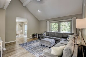 تلفزيون ذكي