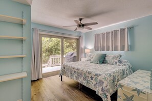 4 عدّة غرف نوم ومكواة/لوح كي وخدمة الإنترنت وملاءات أسرّة