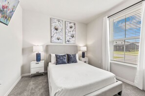 5 bedrooms, desk, iron/ironing board, travel cot
