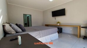 1 habitación, wifi y ropa de cama