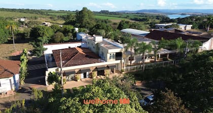 Suíte em Delfinópolis com Natureza e Charme