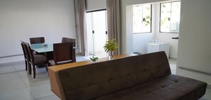 TV - Apto em Delfinópolis próximo às Cachoeiras (Delfinópolis)