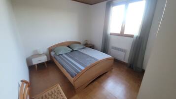 3 chambres, draps fournis