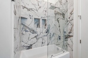 Shower, towels