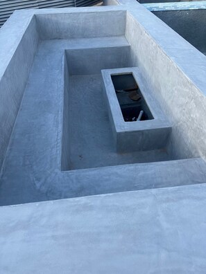 المنطقة المحيطة بالمنشأة