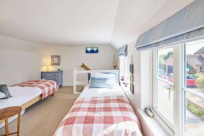 3 Schlafzimmer, Bügeleisen/Bügelbrett, Bettwäsche