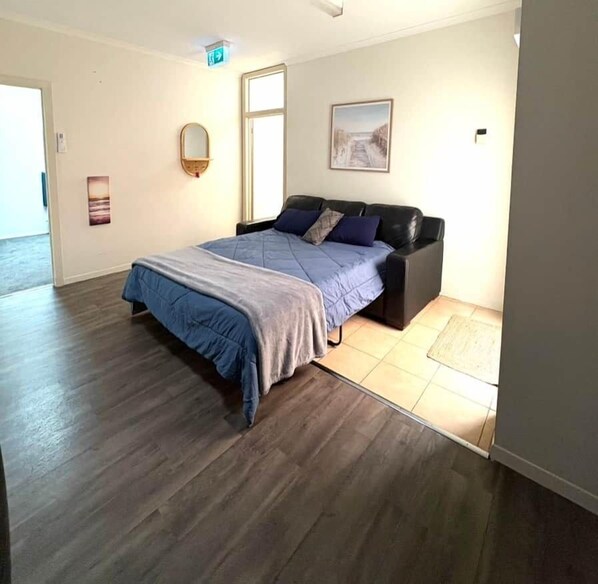 4 bedrooms, iron/ironing board, travel cot, WiFi