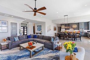 Smart TV, foosball, books, offices - Endless Sunset | Concierge Services (Marble Falls)