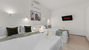 WiFi (無料)