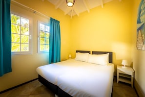 9 chambres, fer et planche à repasser, Wi-Fi, draps fournis
