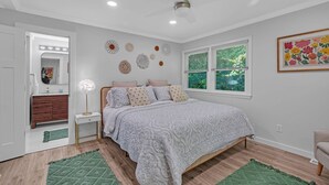 Unclassified image, 4 of 36, button - 4BR Home Yard, Patio, Near Beach and UNCW (Wilmington)