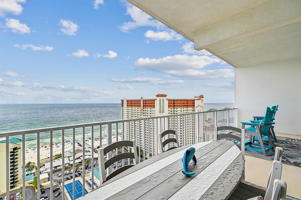 Condo, 3 Bedrooms | Outdoor dining