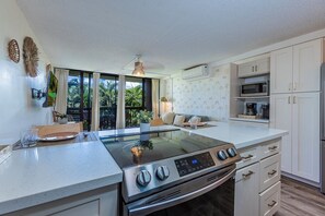 Apartment, 1 Schlafzimmer | Eigene Küche | Kühlschrank, Ofen, Wasserkocher mit Kaffee-/Teezubehör, Toaster