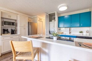 Apartment, 1 Schlafzimmer | Eigene Küche | Kühlschrank, Ofen, Wasserkocher mit Kaffee-/Teezubehör, Toaster