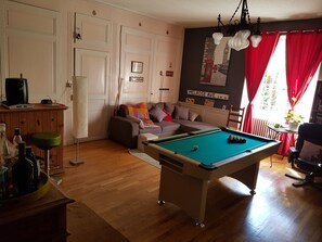 Spielezimmer