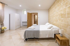 1 dormitorio, wifi, ropa de cama