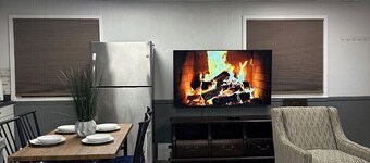 Soothing 3-bedroom apartment with AC in Farmingville