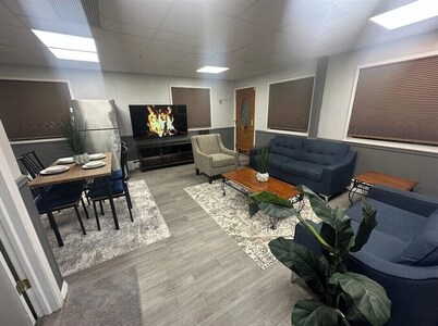 Soothing 3-bedroom apartment with AC in Farmingville