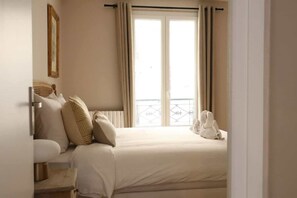 1 quarto, ferros/tábuas de passar roupa, Wi-Fi, roupa de cama