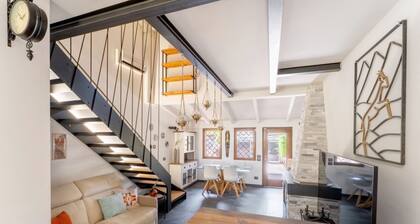 Suede Loft Retreat, Charme & Détente avec Parking