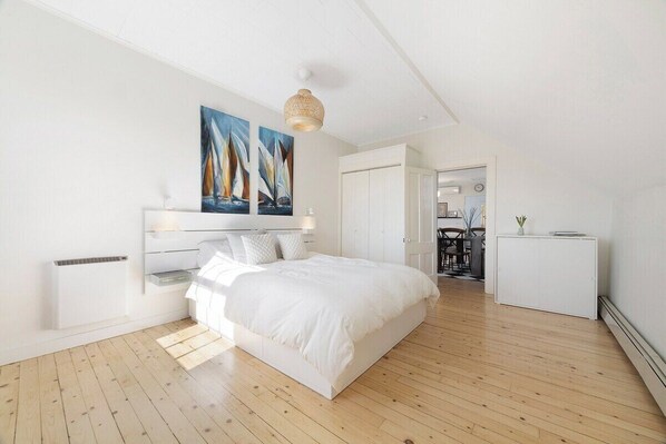 3 bedrooms, WiFi, bed sheets