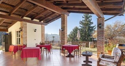 Apartment 'Bufalo' with Mountain View, Shared Pool and Wi-Fi