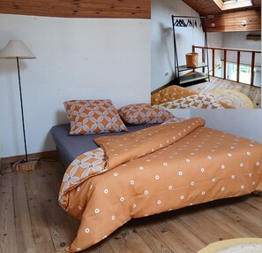 1 bedroom, iron/ironing board, travel cot, free WiFi