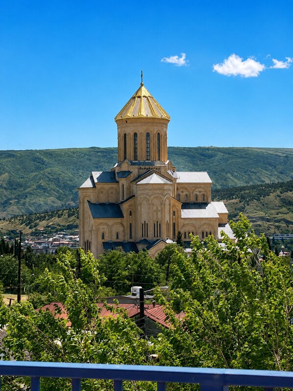 Rooftop terrace - Hotel Nutsa in old Tbilisi (Tbilisi)