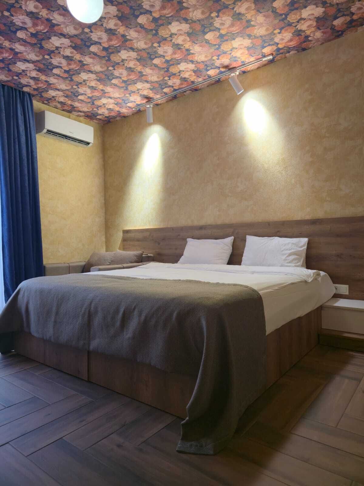 Dobbelt- eller tomannsrom – økonomi | Sengetøy av topp kvalitet, Tempur-Pedic-senger og individuelt dekorert