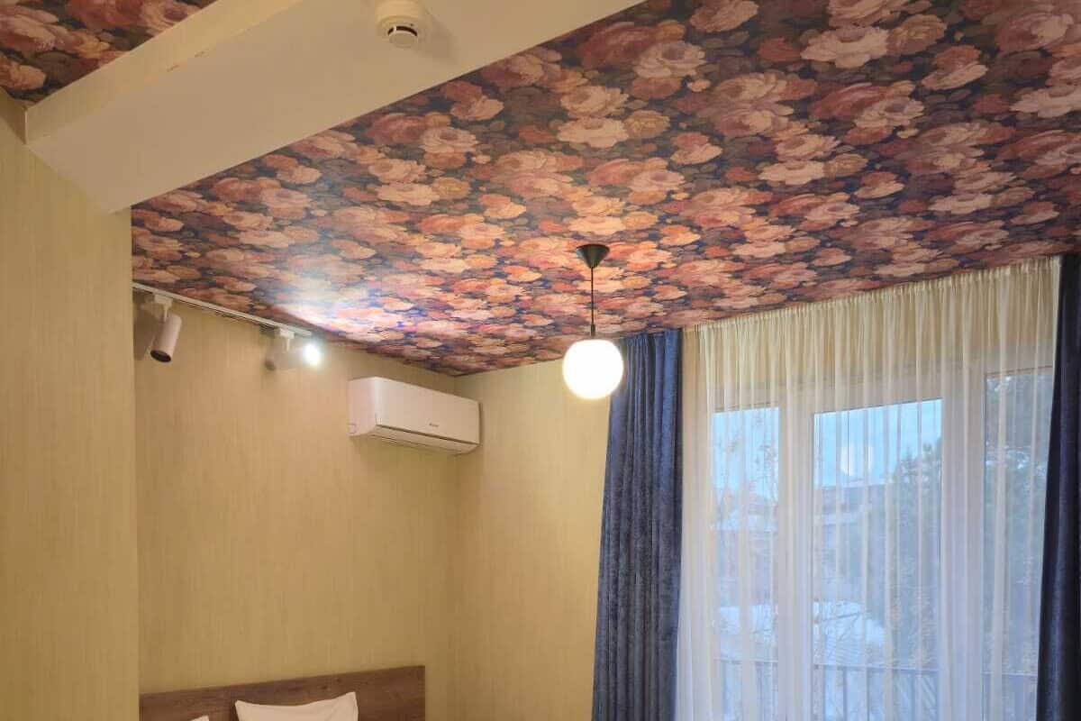 Dobbeltrom – deluxe | Sengetøy av topp kvalitet, Tempur-Pedic-senger og individuelt dekorert