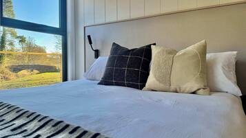 1 soverom, skrivebord, strykejern/-brett og wi-fi