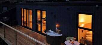 Eco-Retreat with River Views in Shropshire