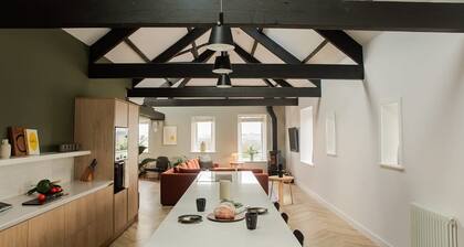 Elegant Stone Barn in Yorkshire Dales