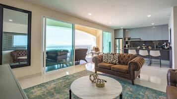 Una televisión, una oficina