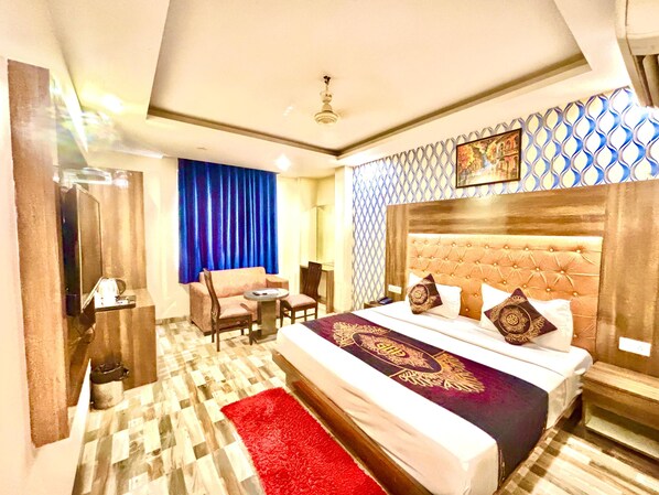 Habitación clásica doble | Minibar, wifi gratis, ropa de cama