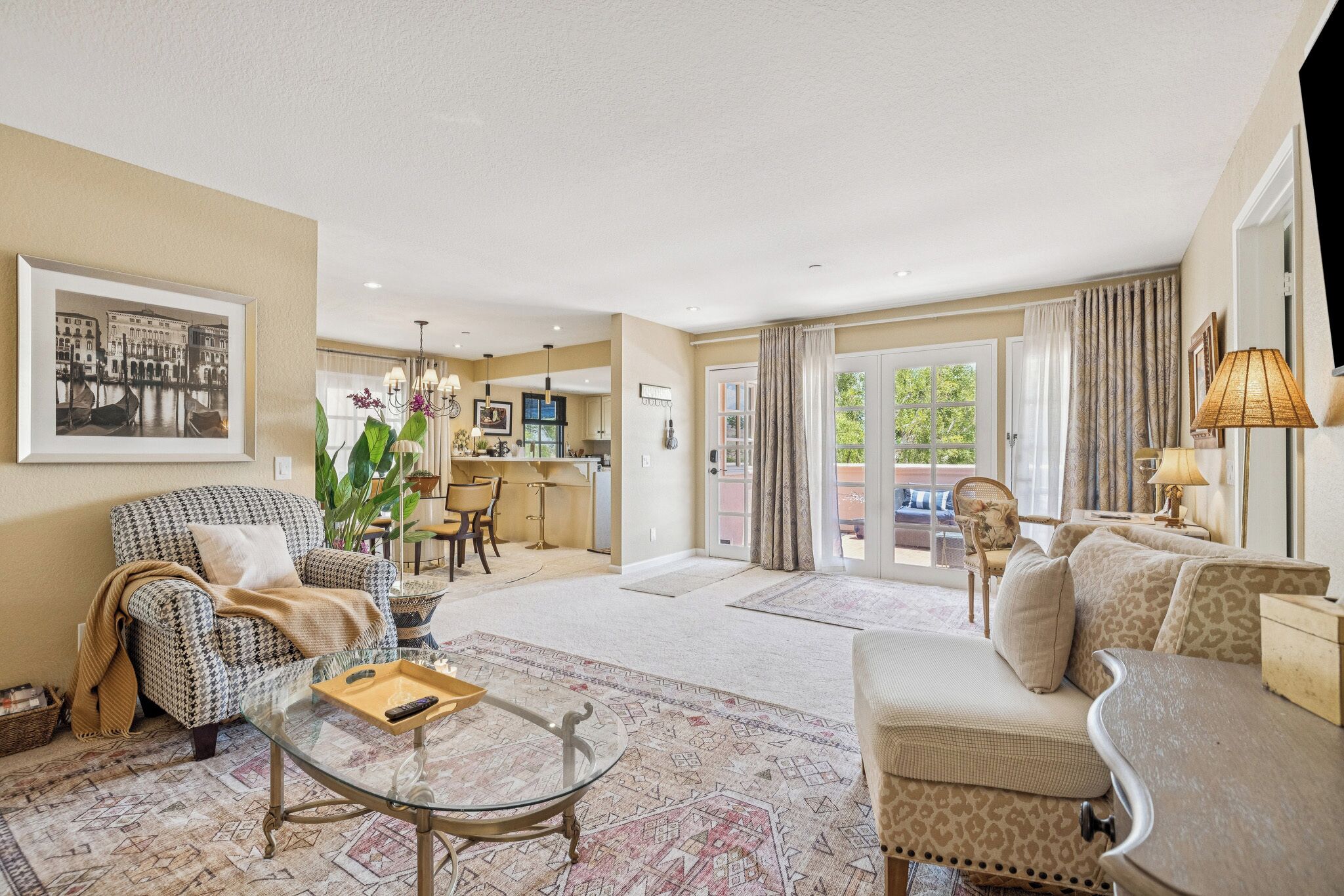 تلفزيون ذكي