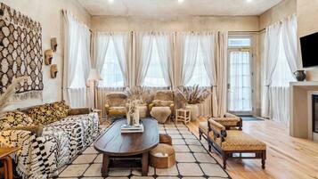 TV, fireplace, offices