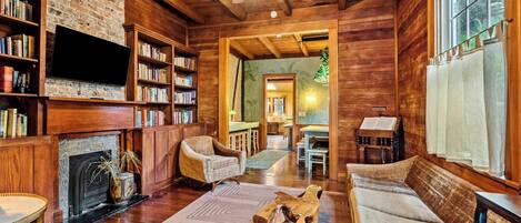 Télévision, chaîne hi-fi, espaces bureaux