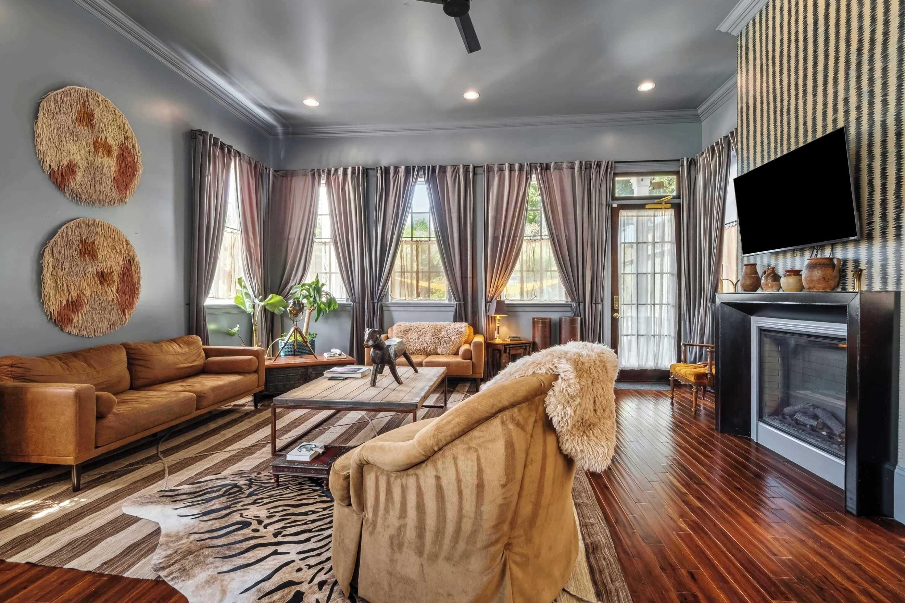 TV, fireplace, stereo, offices