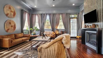 TV, fireplace, stereo, offices