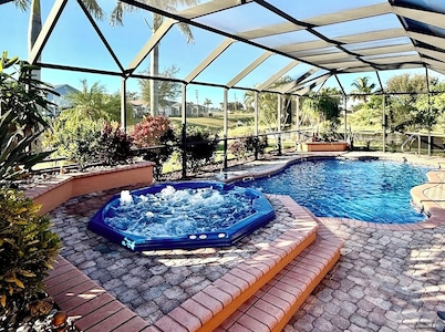Villa "Maritine" -Pool & Spa, Beach & Kajak