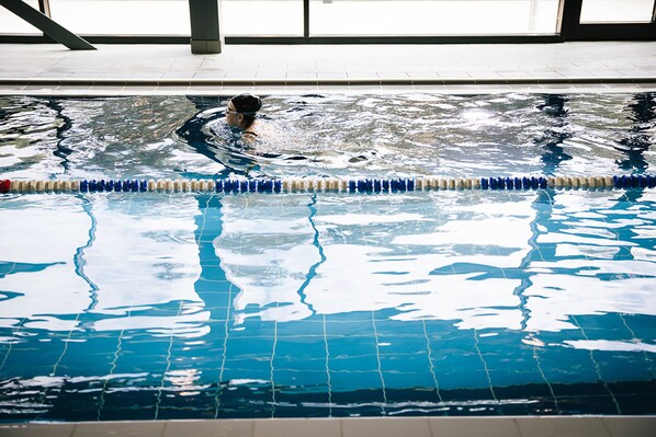 Indoor pool - Village Hotel Reading  (Reading)